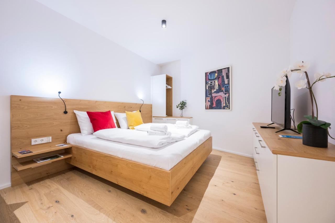 Luxury Suites Renngasse Виена Екстериор снимка