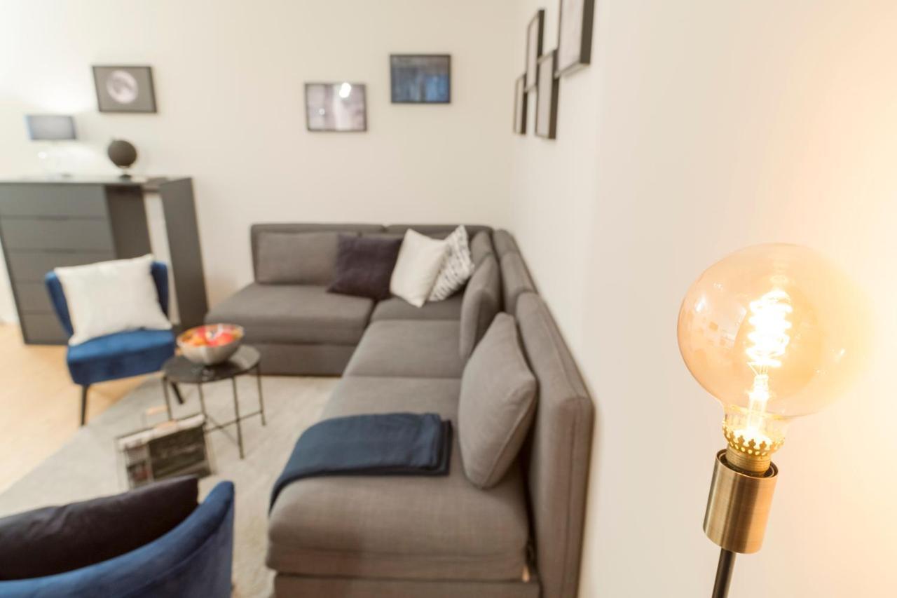 Luxury Suites Renngasse Виена Екстериор снимка